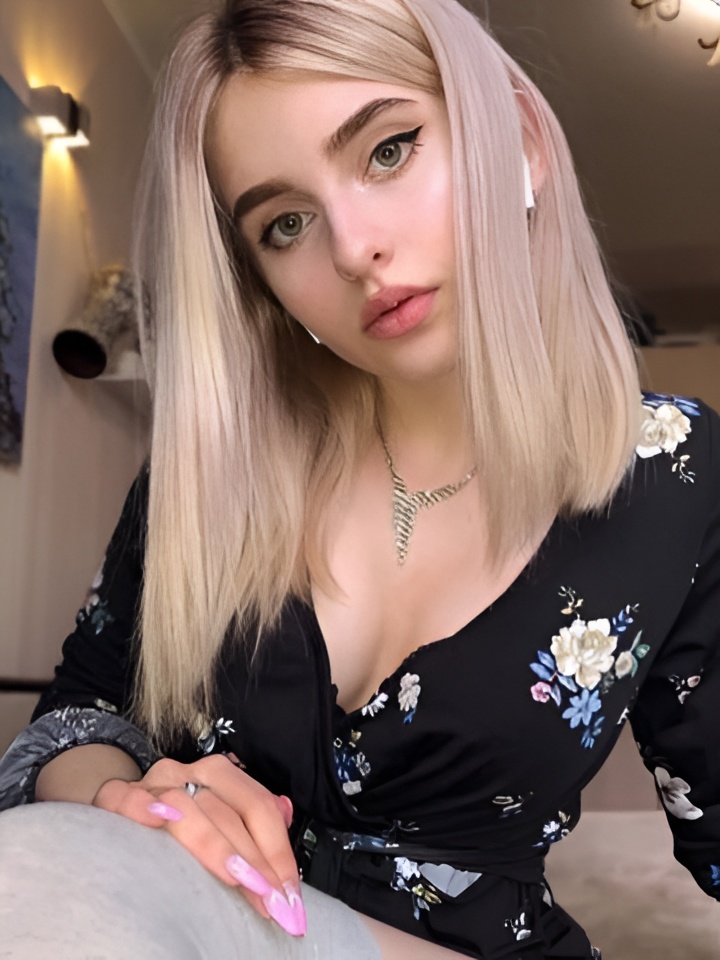 Лариса привлекальеная девушка из Острогожск цена от 2000 руб