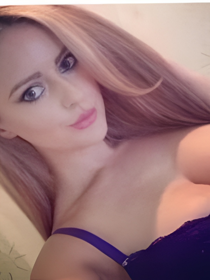 Юля привлекальеная девушка из Острогожск цена от 1500 руб