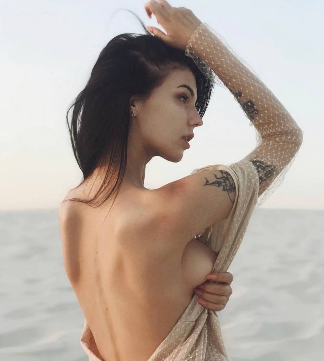 Анюта привлекальеная девушка из Острогожск цена от 3000 руб