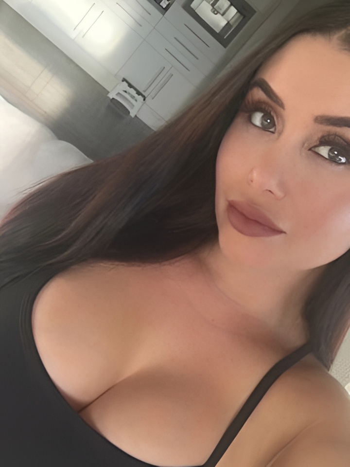 Индивидуалка Дарина, доступна для личного знакомства от 10000 руб