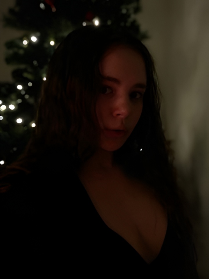 Индивидуалка Майя, доступна для личного знакомства от 2000 руб