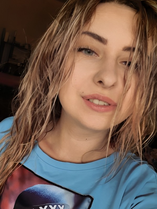 Азалия привлекательная девушка из Острогожск цена от 3000 руб