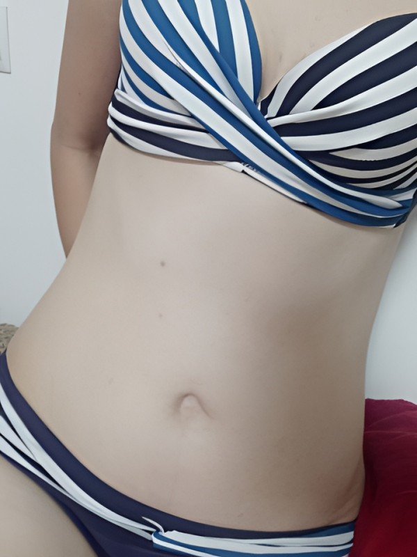 Лариса привлекательная девушка из Острогожск цена от 2000 руб