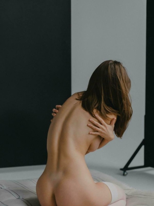 Кристина привлекательная девушка из Острогожск цена от 5000 руб